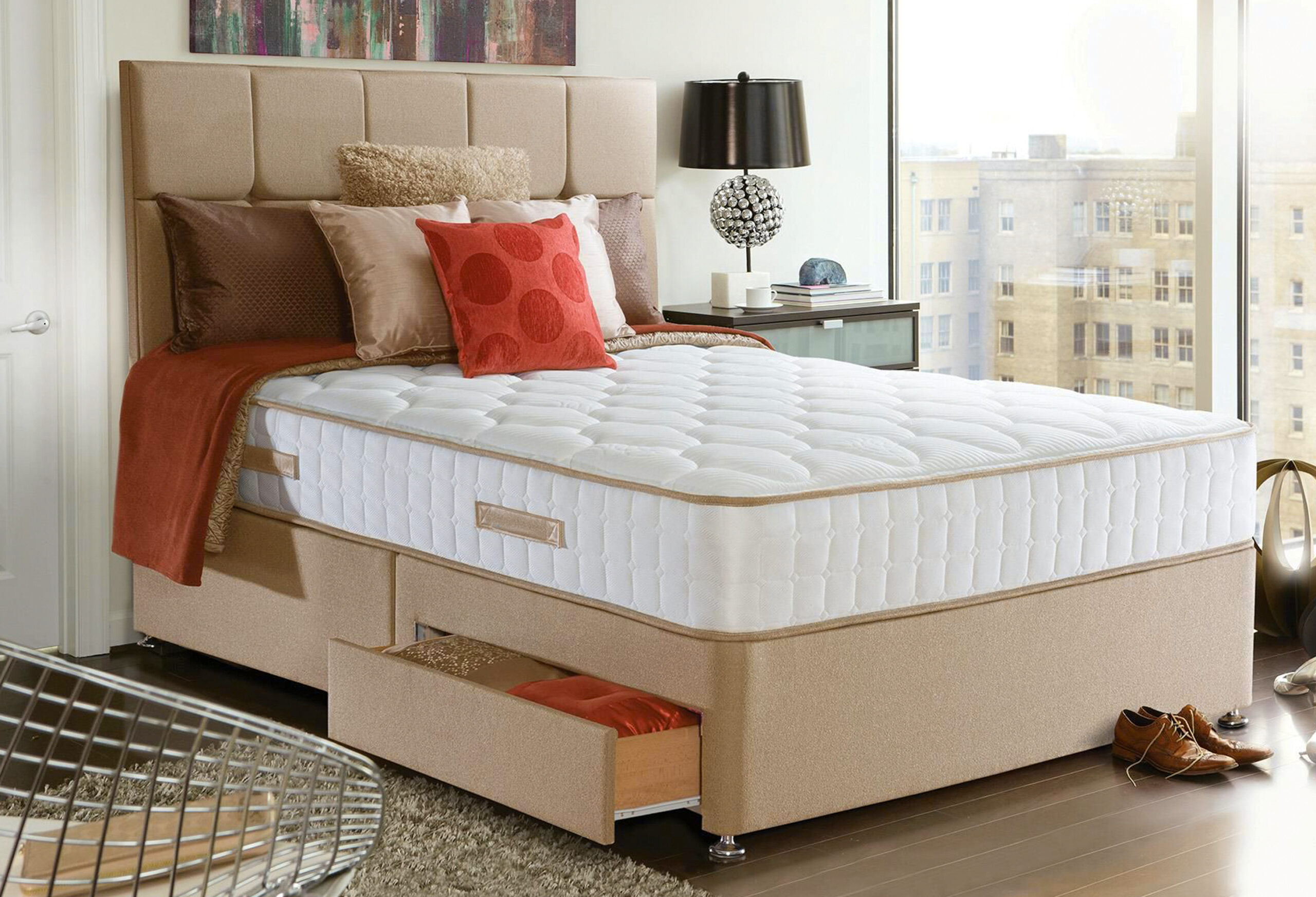 9 Easy Ways To Make Your Bed Look & Feel Like A Hotel Bed!