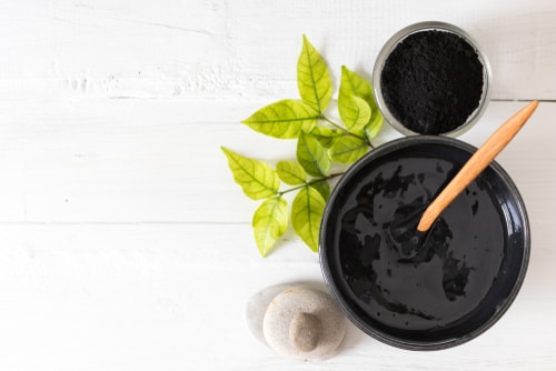 What Is A Charcoal Mask And What Are Its Benefits?