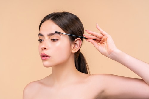 Eyebrow Basics: Find The Perfect Shape For Your Face