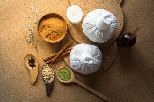 What Is An Abhyanga Massage And What Are Its Benefits?