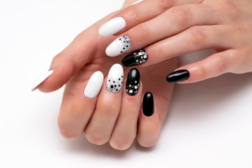 Oval nails