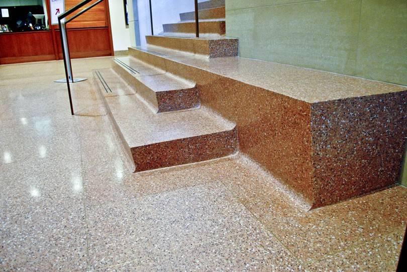 sand cushioned