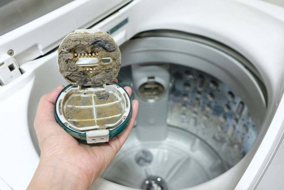 dirty washing machine
