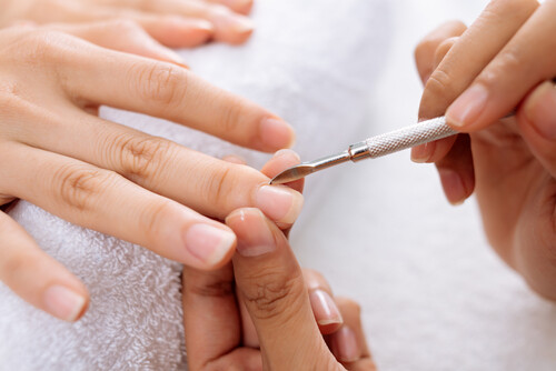 manicure at home