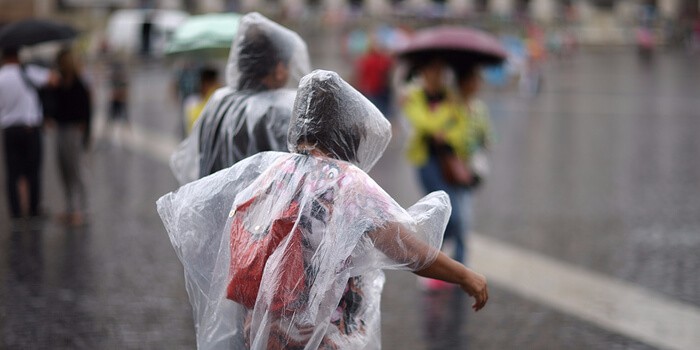 5 Easy Tips To Stay Free Of Diseases This Monsoon