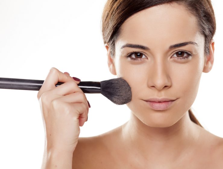 Best Foundations For Oily Skin In India