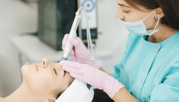 Expert Counseling - Facials & Peels in Delhi NCR, India