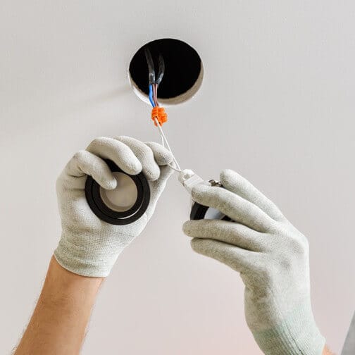 Bulb & tubelights - Warm white spotlight installation 