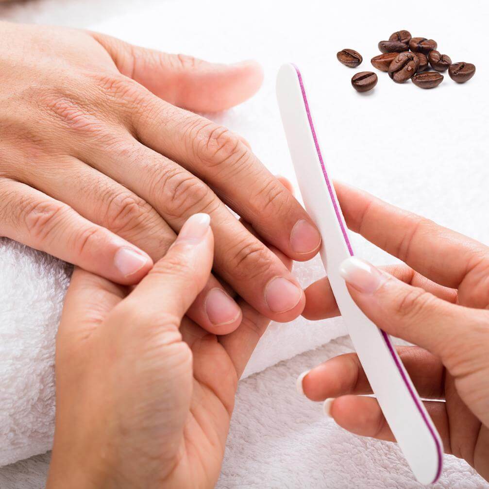Pedicure & Manicure - Classic manicure