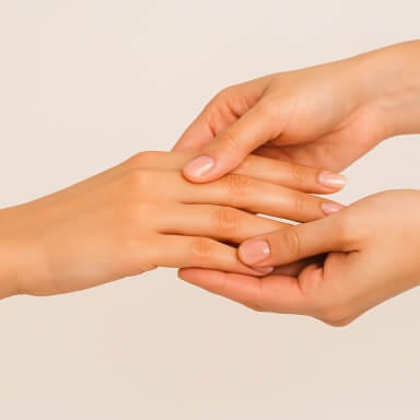 Nail treatment & add-ons - Hand massage (15 mins)
