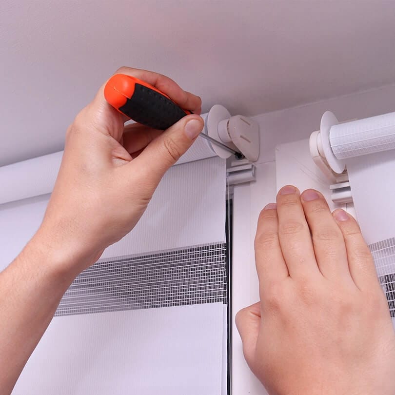 Curtain installation - Curtain Blinds Installation
