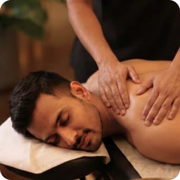 Ayurveda - Vedic Signature full-body pain relief massage
