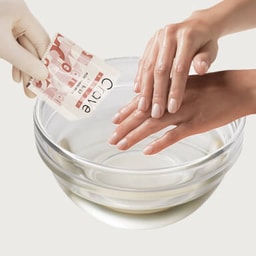 Manicure - Deluxe manicure