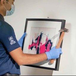 Drill & hang - Drill & hang up to 10 holes