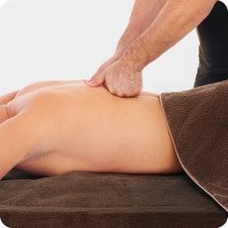 Pain relief - Warm deep tissue pain relief massage