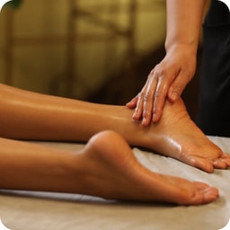 Pain relief - Deep tissue with foot massage