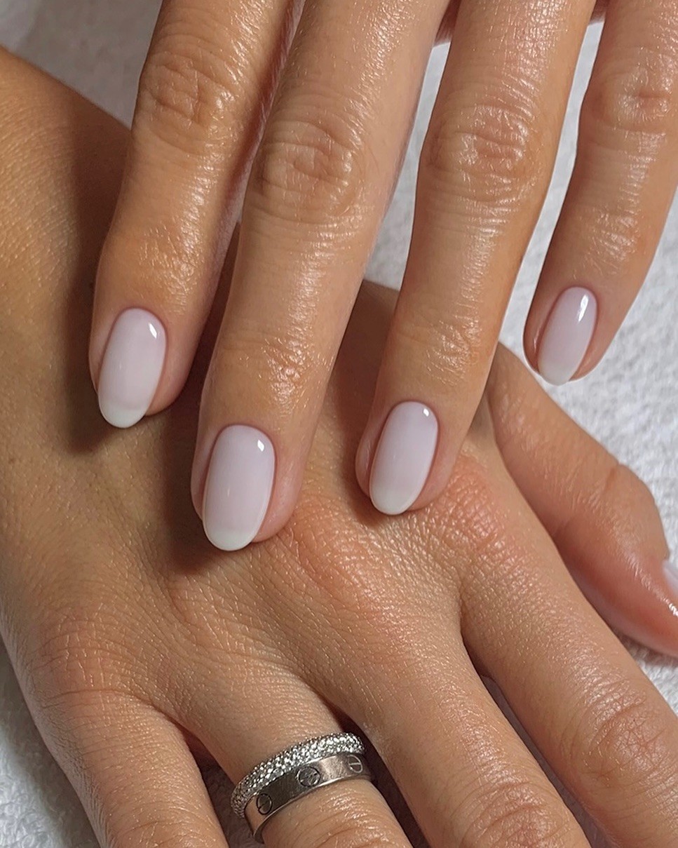 Oval Nail Shape