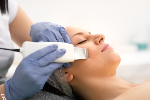 How To Remove Dead Skin From Face