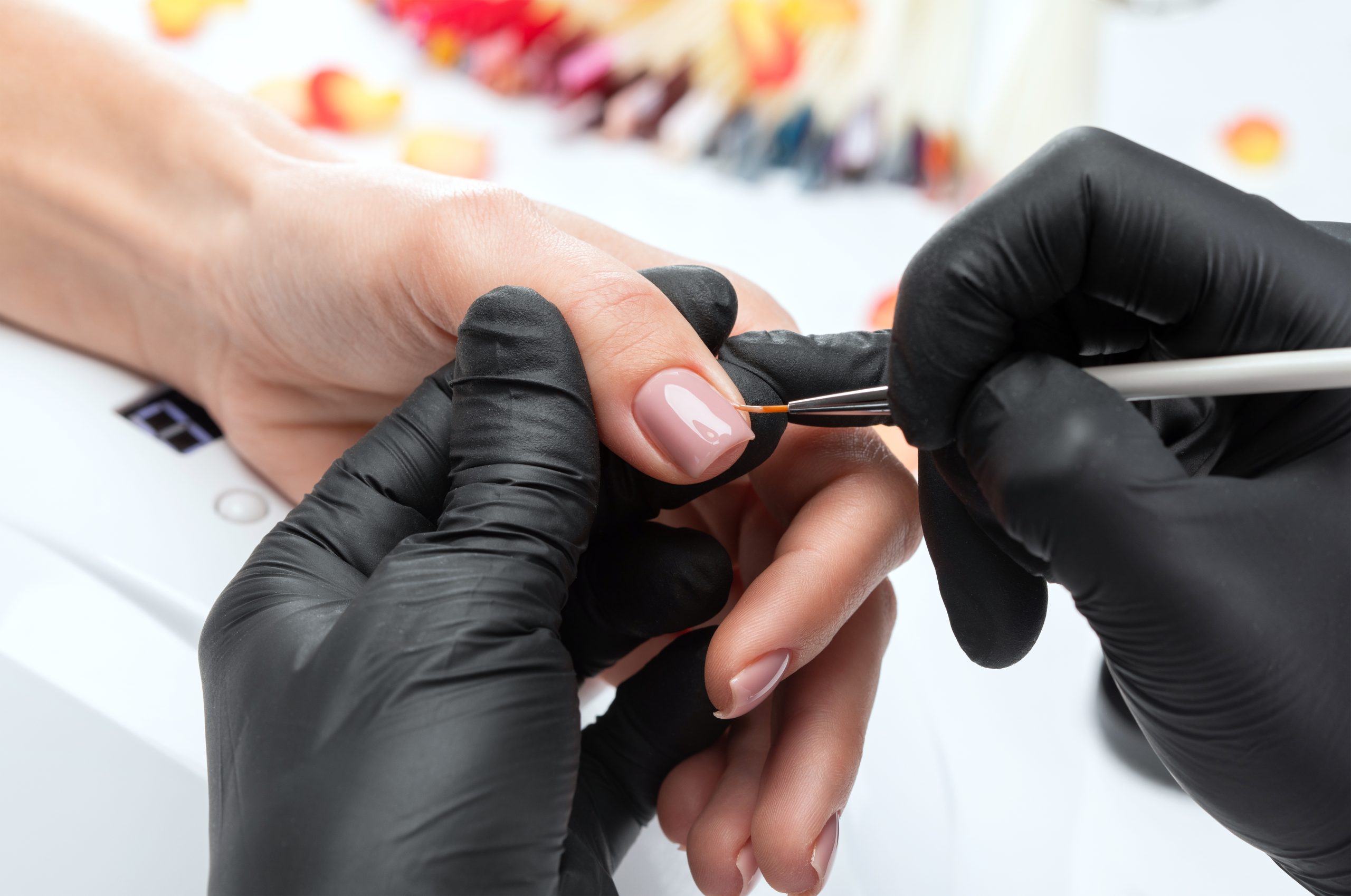 What Is Gel Nail Polish? An Ultimate Guide To Gel Nail Paint