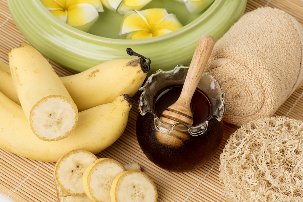 5 Banana Face Pack Recipes With Three Or Less Ingredients