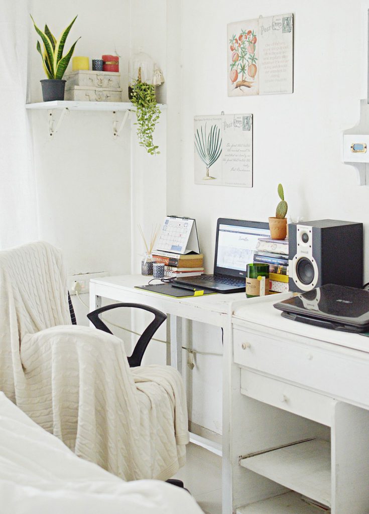 white room interiors