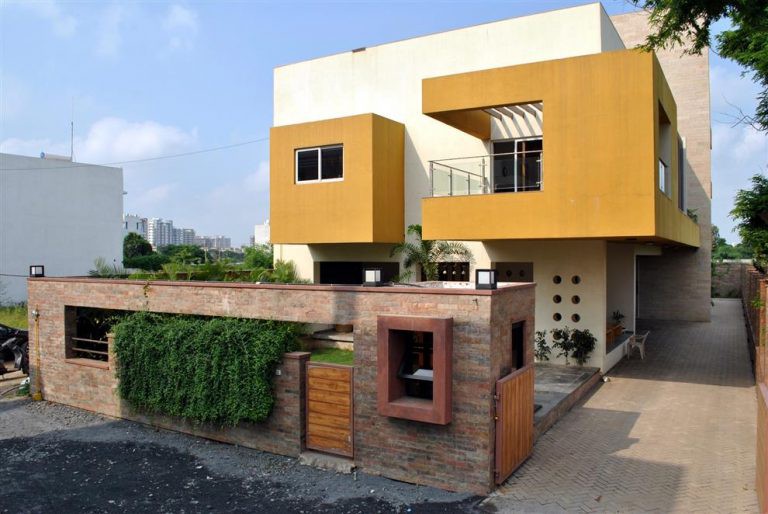 These Are The Most Popular Outside Colours For Indian Houses!