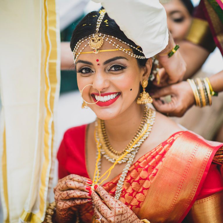 12 Simply Beautiful Wedding Makeup Ideas For Medium Complexion Brides