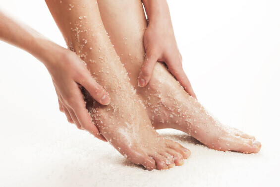 6 Tantalizing Foot Scrubs For Tan-Free Velvet Smooth Feet