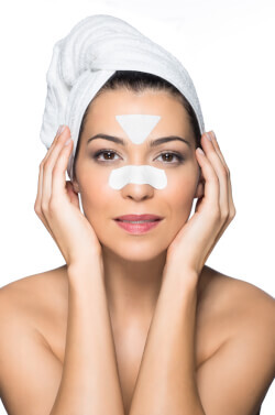 How To Remove Blackheads At Home