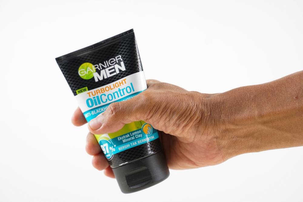 Best Men’S Face Wash For Oily Skin